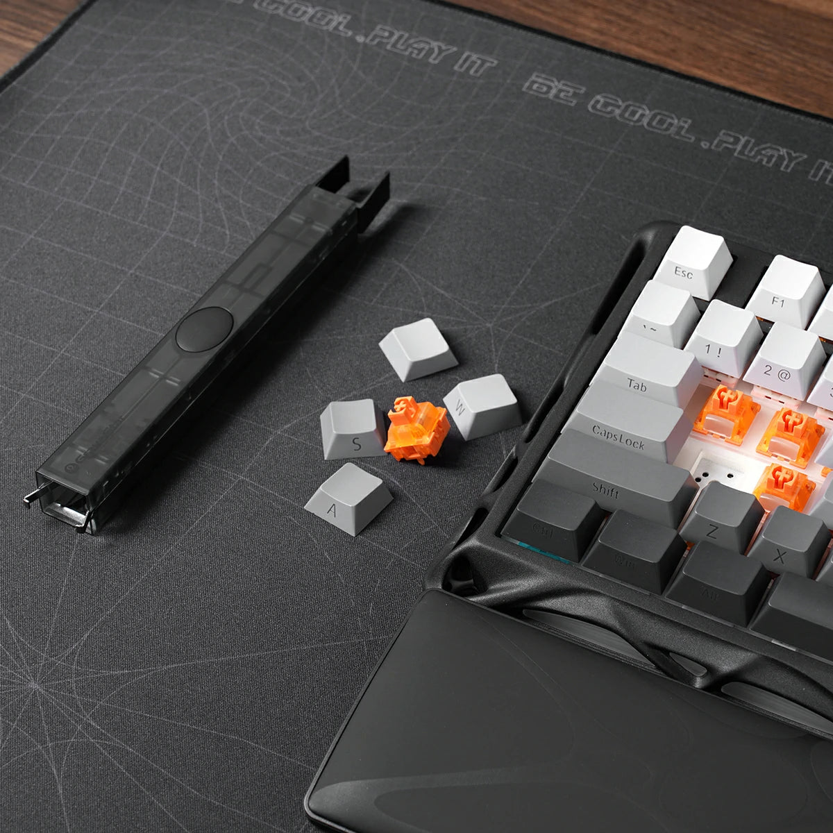 GravaStar Keycap & Switch 2-In-1 Puller