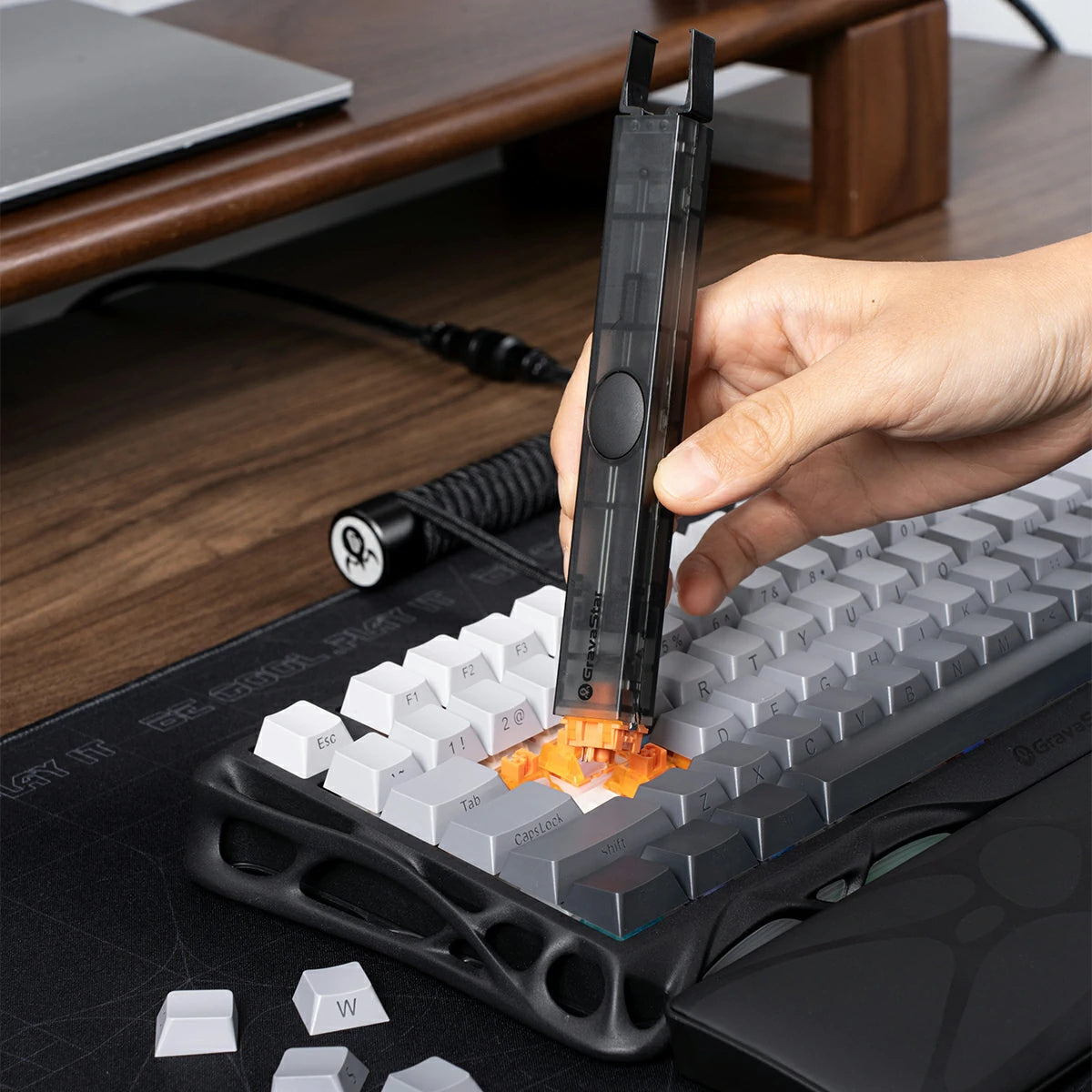 GravaStar Keycap & Switch 2-In-1 Puller